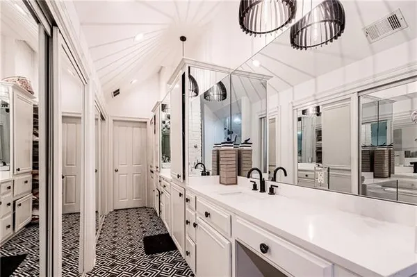 $4,500 | 4929 Constance Street, New Orleans, LA 70115