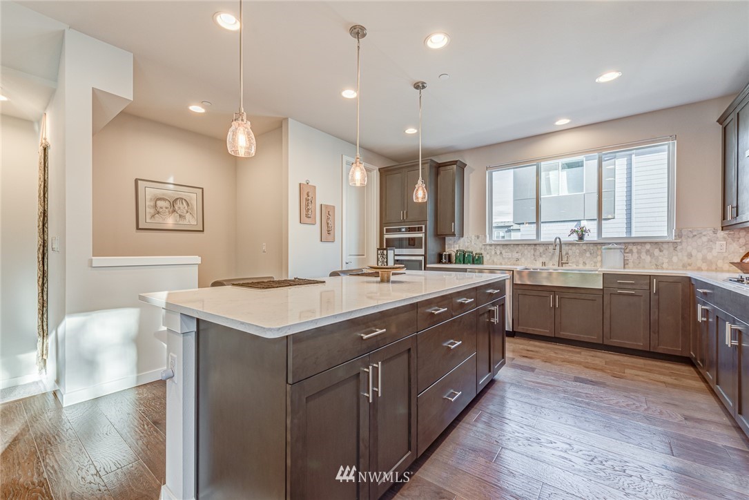 23704 5th Avenue Southeast, Unit A Bothell, WA 98021 - Photo 8 of 36