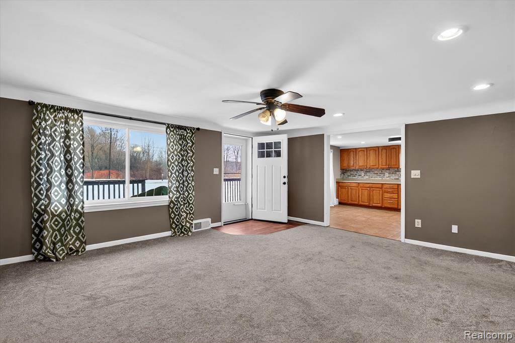 23650 Elwell Road Belleville, MI 48111 - Photo 6 of 44 Gallery Image 6