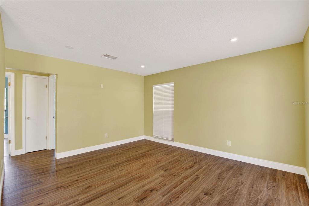 2340 Merrily Circle South Seffner, FL 33584 - Photo 35 of 52