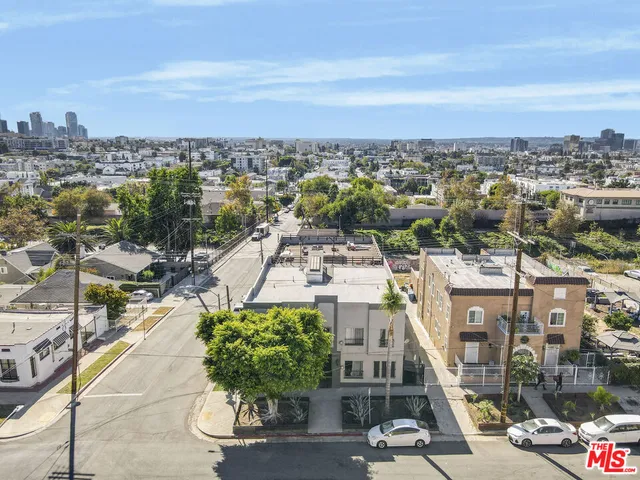 a view of building with an outdoor space