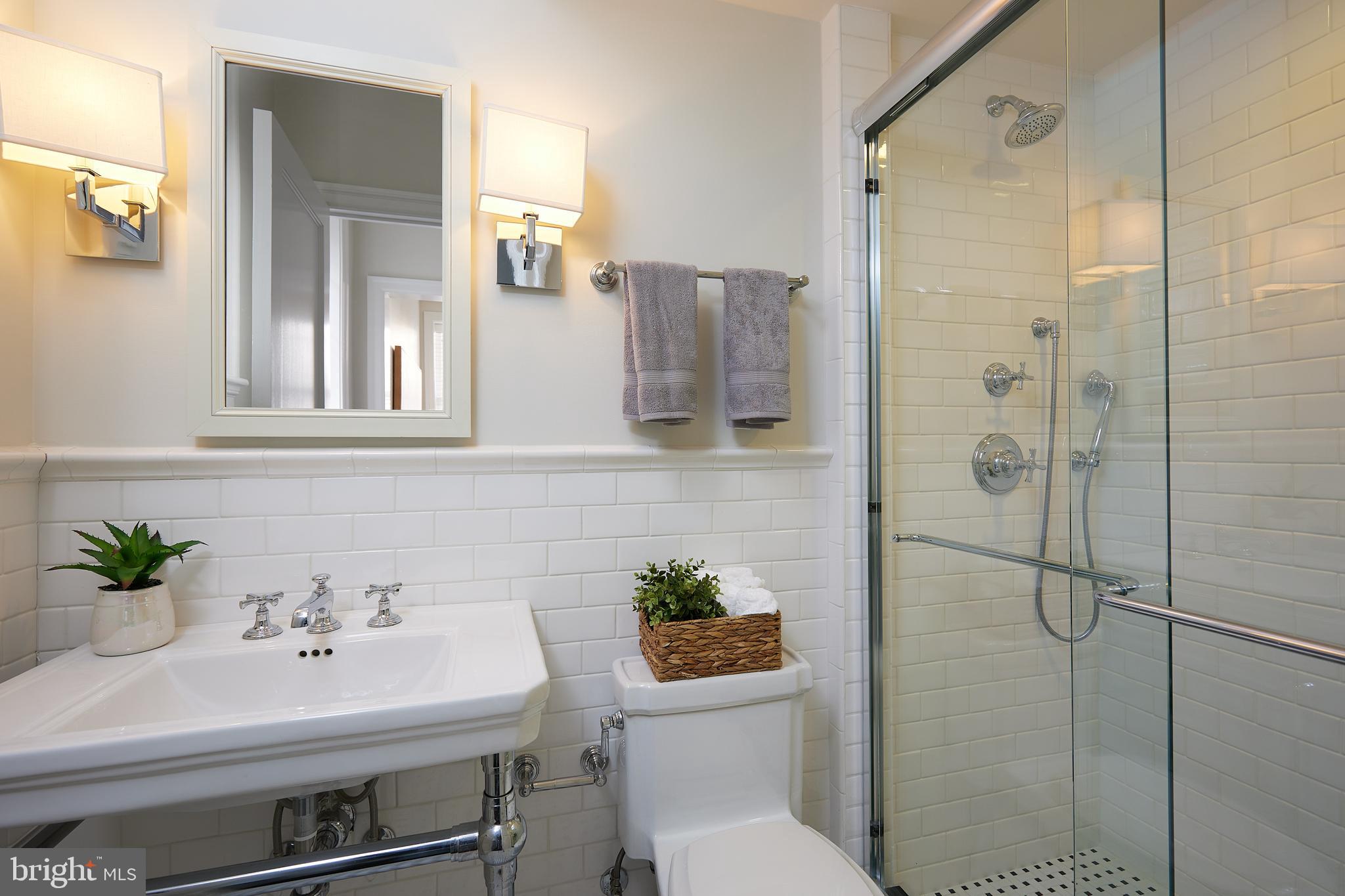 316 Independence Avenue Southeast Washington, DC 20003 - Photo 17 of 72