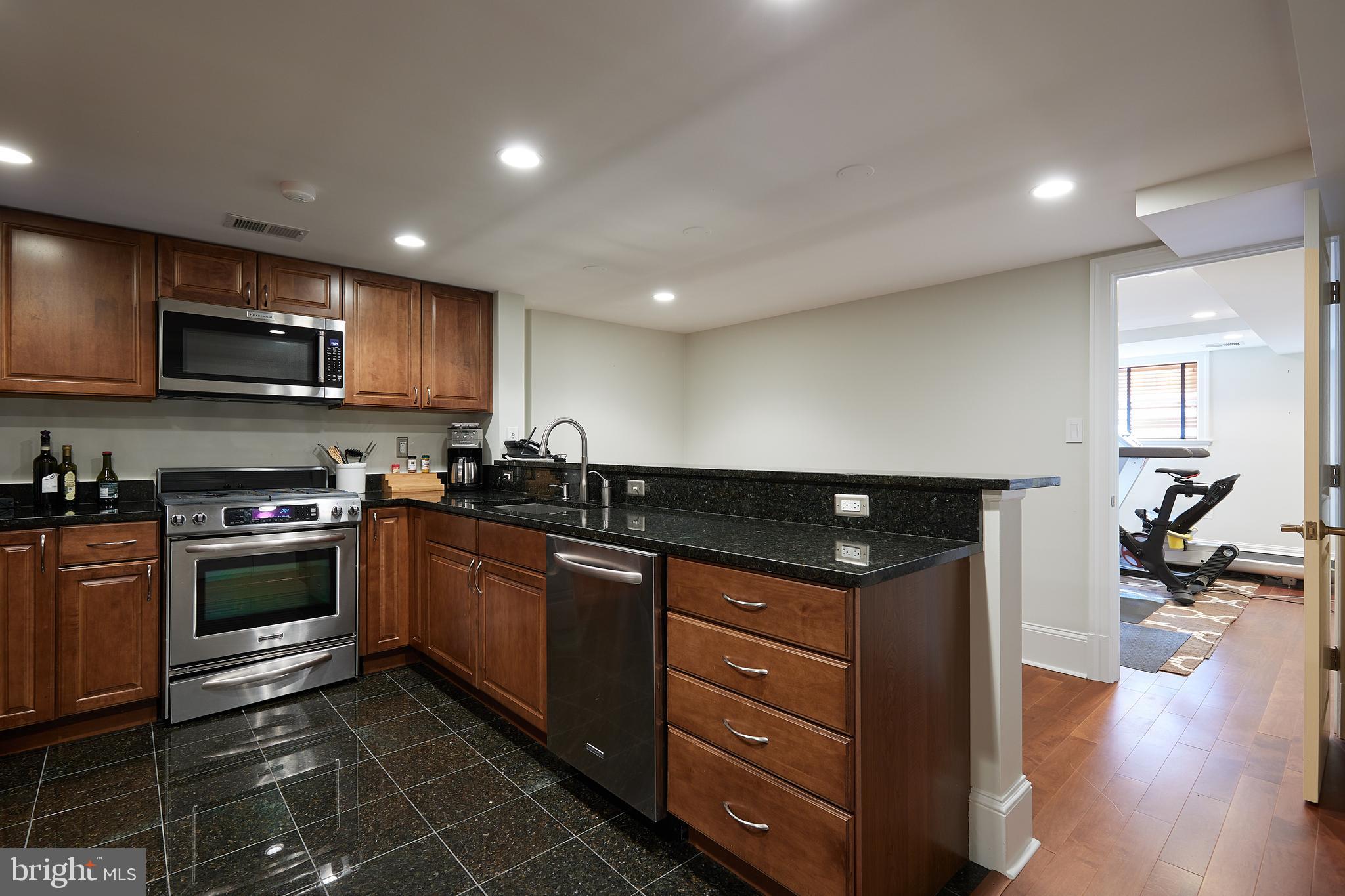 316 Independence Avenue Southeast Washington, DC 20003 - Photo 58 of 72