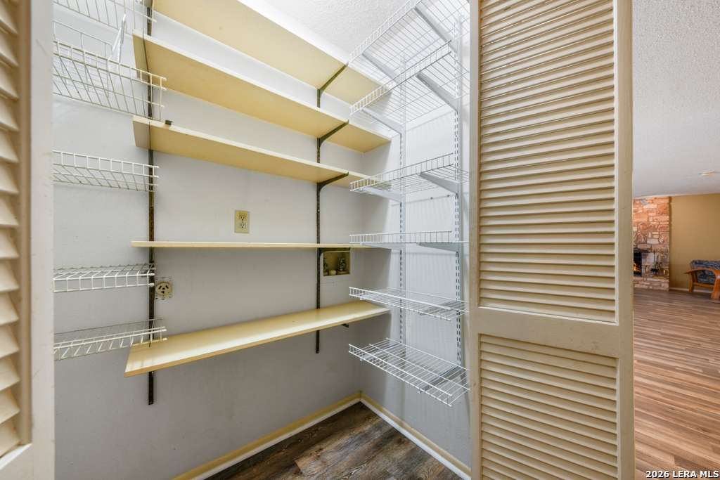 1033 East Live Oak Road Schertz, TX 78154 - Photo 14 of 35