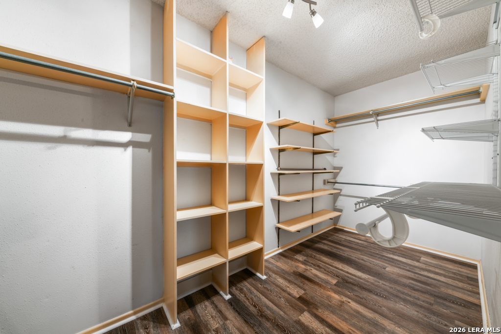 1033 East Live Oak Road Schertz, TX 78154 - Photo 19 of 35