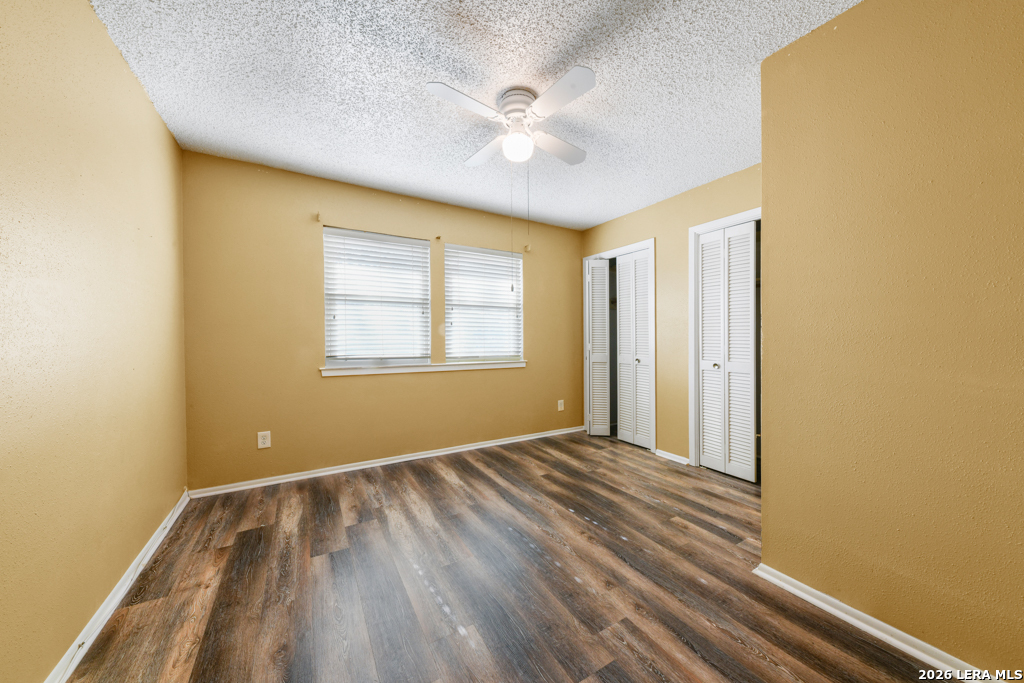 1033 East Live Oak Road Schertz, TX 78154 - Photo 23 of 35