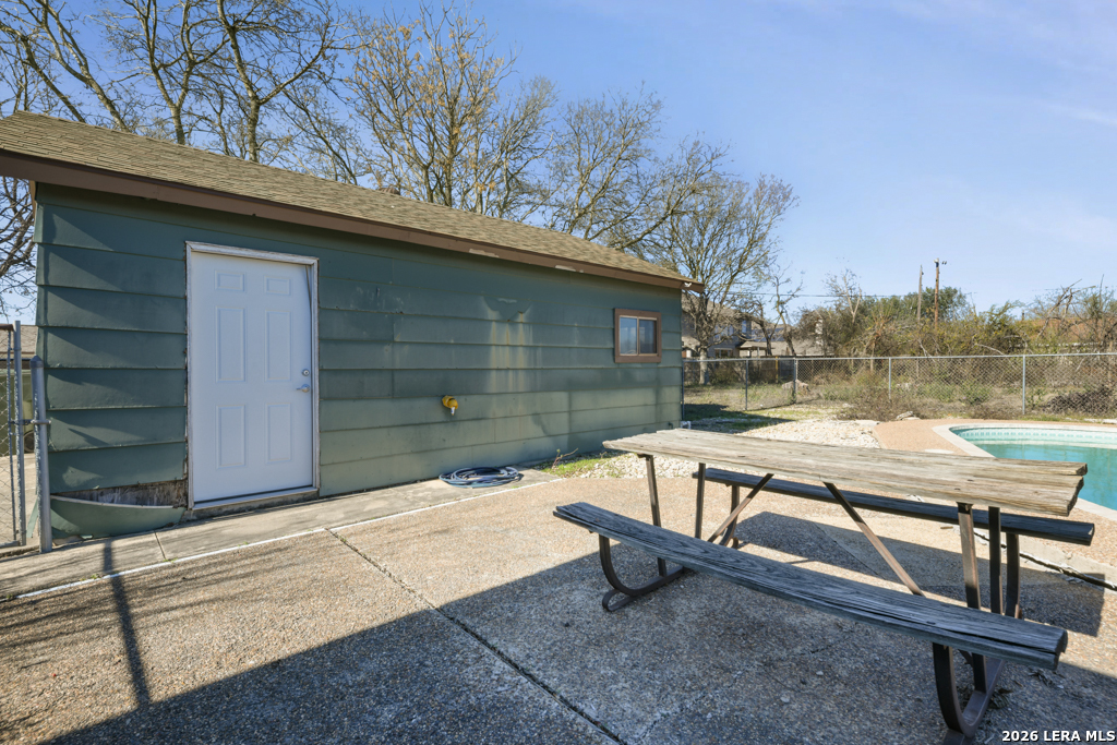 1033 East Live Oak Road Schertz, TX 78154 - Photo 34 of 35