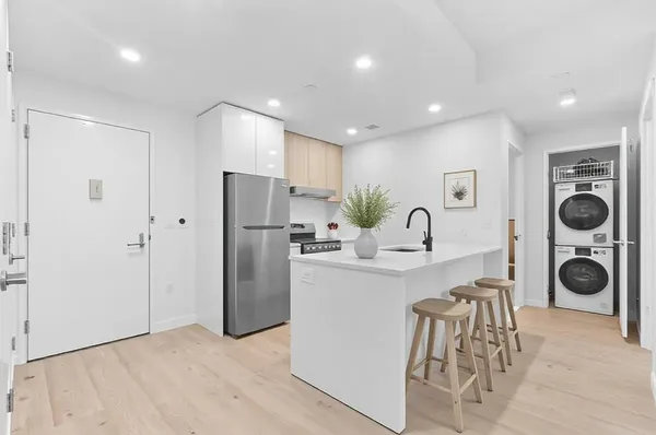 $3,800 | 827 Sterling Place, Unit 3A | Crown Heights