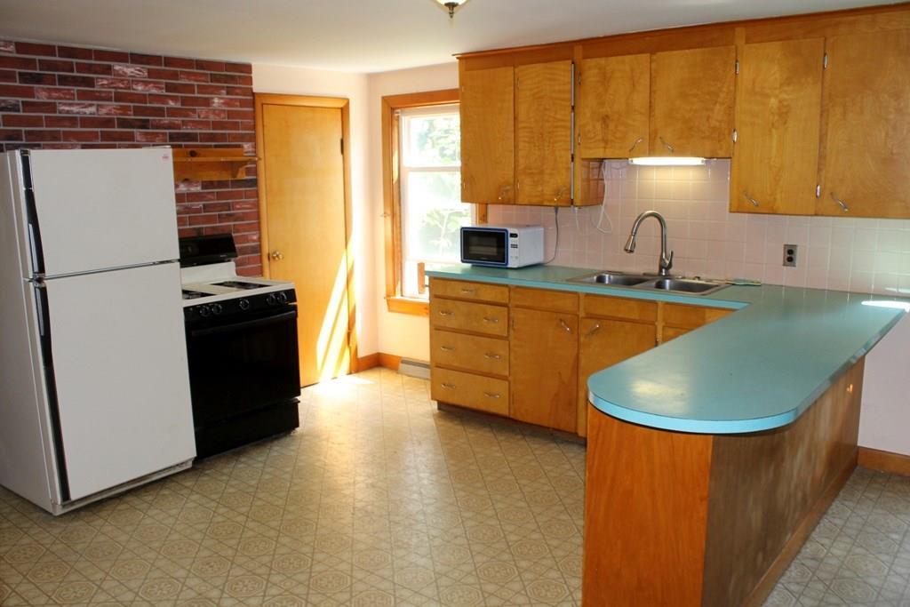 204 Guinea Road Biddeford, ME 04005 - Photo 3 of 14 Kitchen