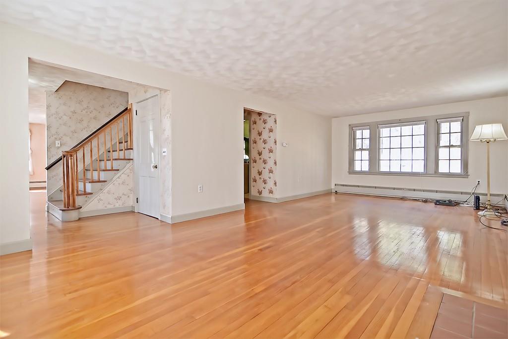 191 Spring Street Walpole, MA 02081 - Photo 8 of 35 Gallery Image 8