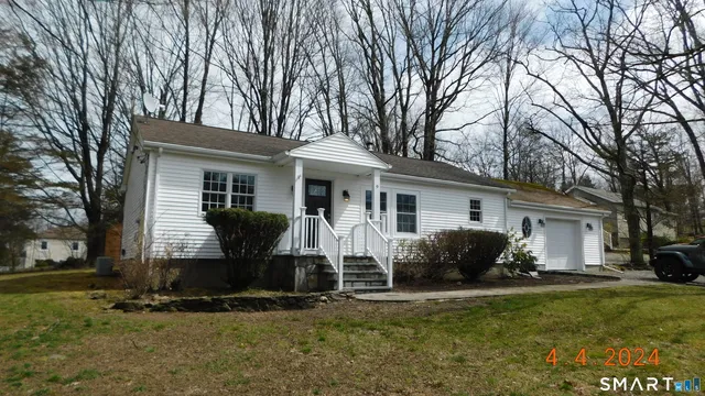$2,700 | Undisclosed Address, New Fairfield, CT 06812