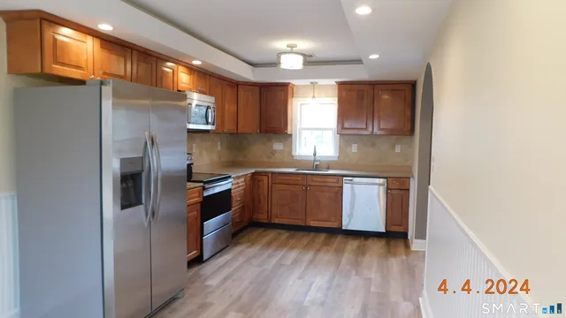 $2,700 | Undisclosed Address, New Fairfield, CT 06812