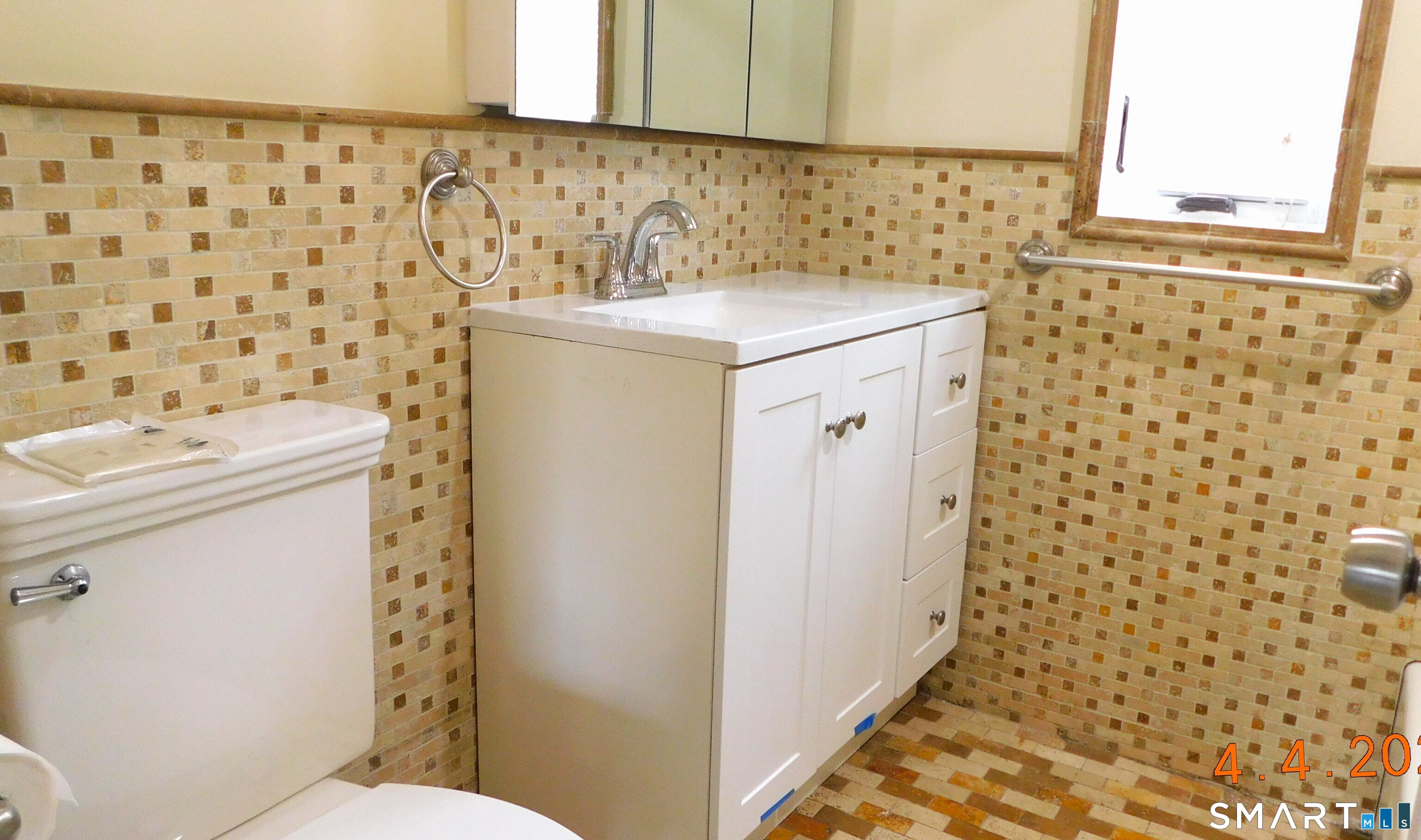 Undisclosed Address New Fairfield, CT 06812 - Photo 8 of 11