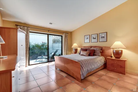 $799,000 | 554 7th Street West, Sonoma, CA 95476