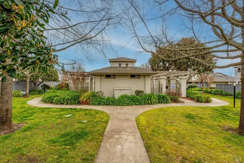 $799,000 | 554 7th Street West, Sonoma, CA 95476