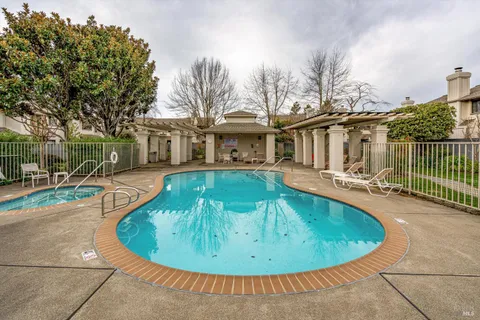 $799,000 | 554 7th Street West, Sonoma, CA 95476