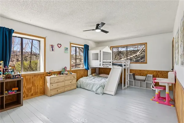 $589,000 | 105 East Meadow Lane, Big Bear City, CA 92314