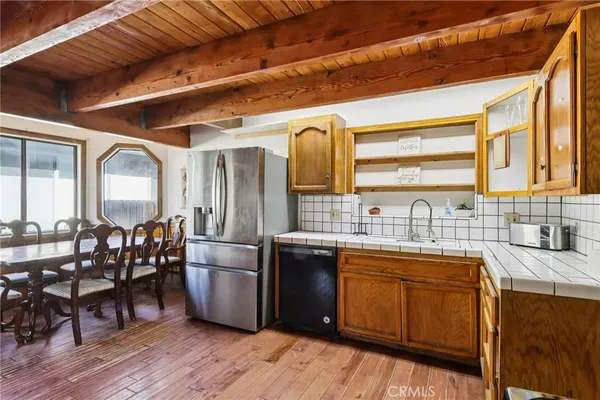 $589,000 | 105 East Meadow Lane, Big Bear City, CA 92314
