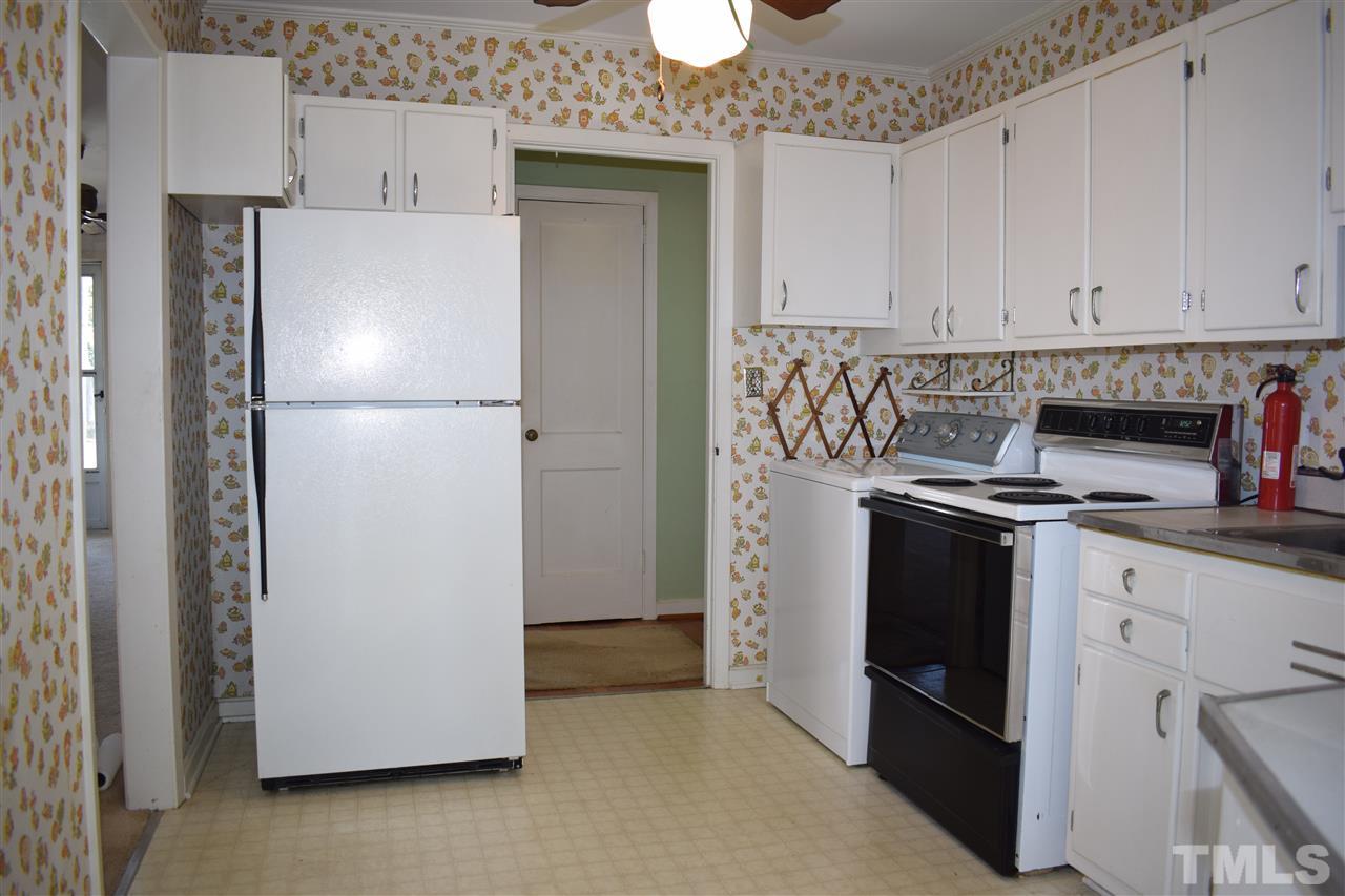 2756 Knowles Street Raleigh, NC 27603 - Photo 5 of 12