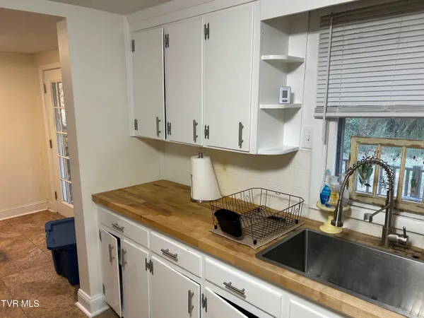 $234,900 | 610 Reno Street, Rogersville, TN 37857