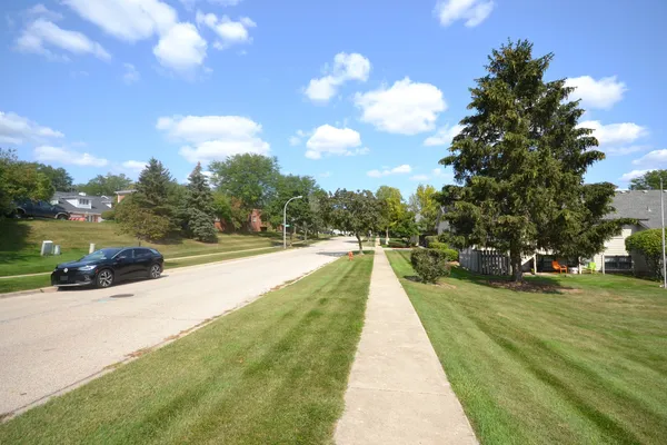 $150,000 | Lot 1 Highland Springs Drive, Elgin, IL 60123
