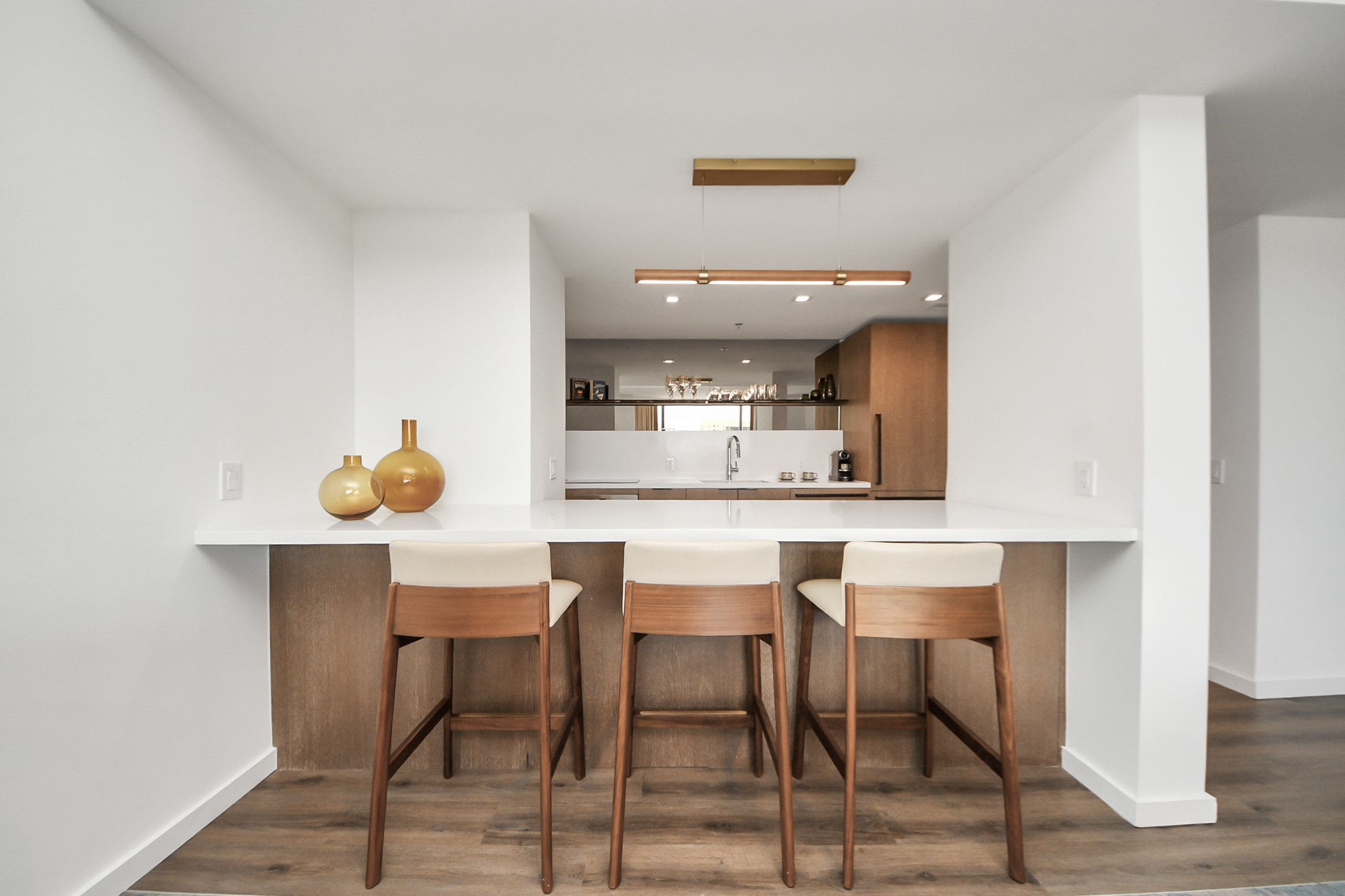 1300 Lamar Street, Unit S8 Houston, TX 77010 - Photo 13 of 50 a kitchen with a table and chairs in it