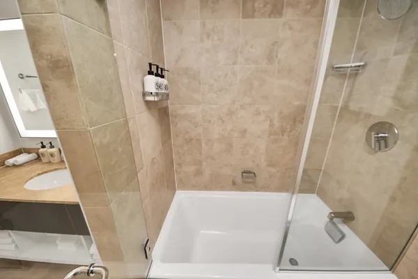 a bathroom with a tub