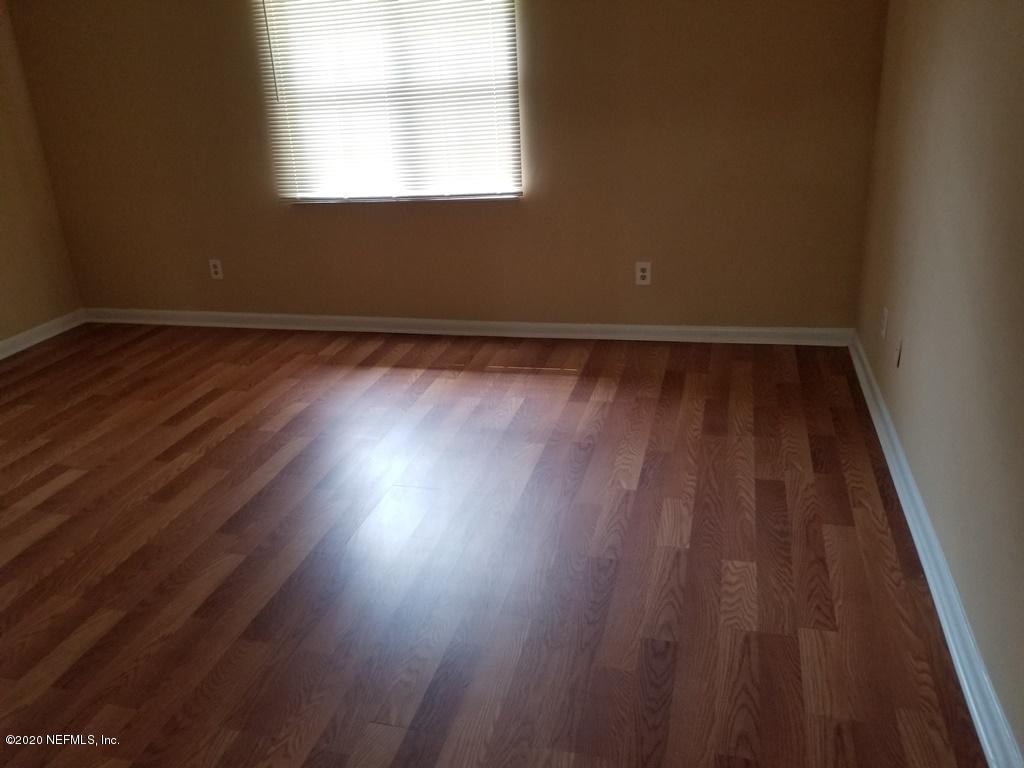 5449 Foxboro Road, Unit 7 Jacksonville, FL 32208 - Photo 18 of 37 20200322_115327