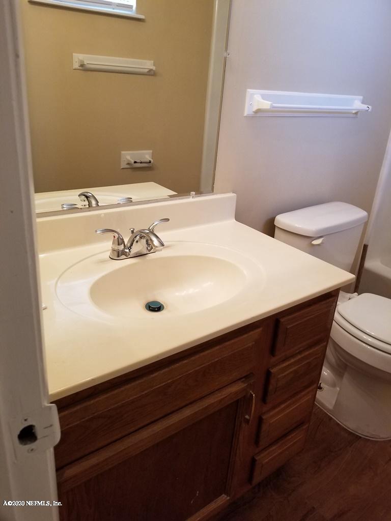 5449 Foxboro Road, Unit 7 Jacksonville, FL 32208 - Photo 20 of 37 20200322_115405