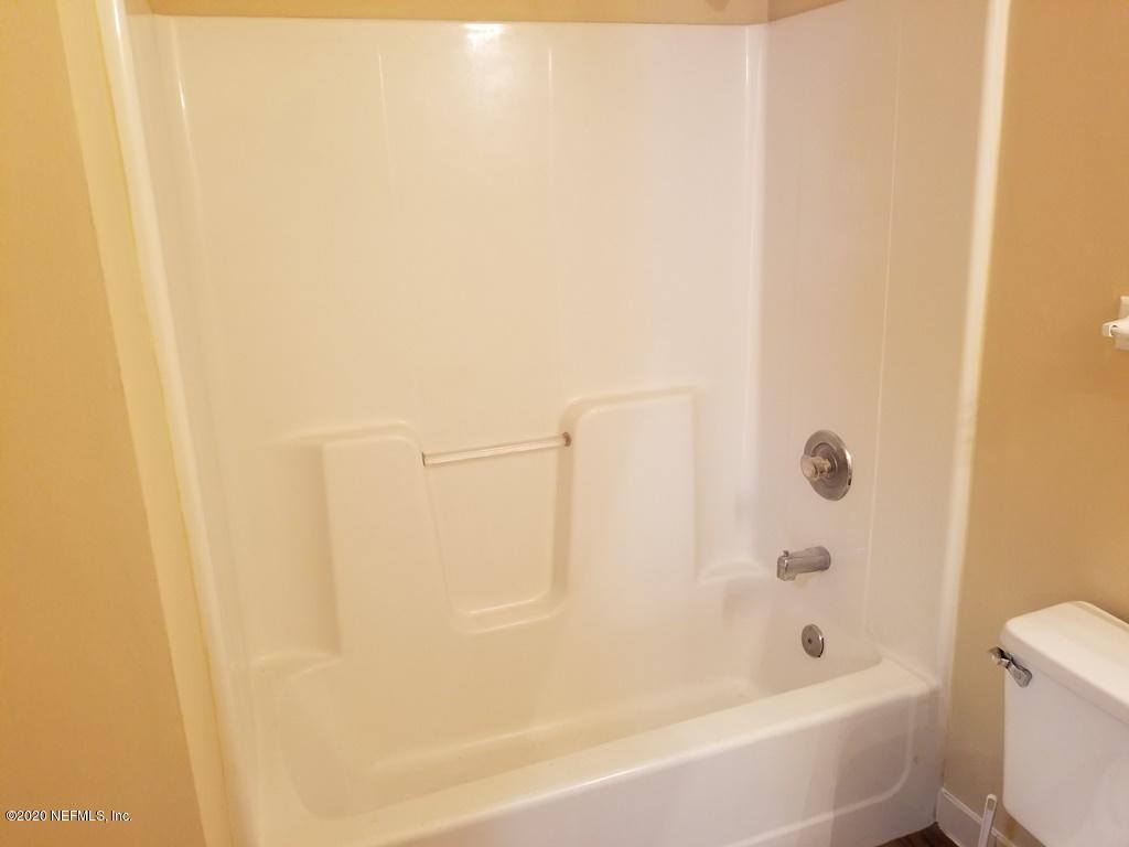 5449 Foxboro Road, Unit 7 Jacksonville, FL 32208 - Photo 24 of 37 20200322_115525