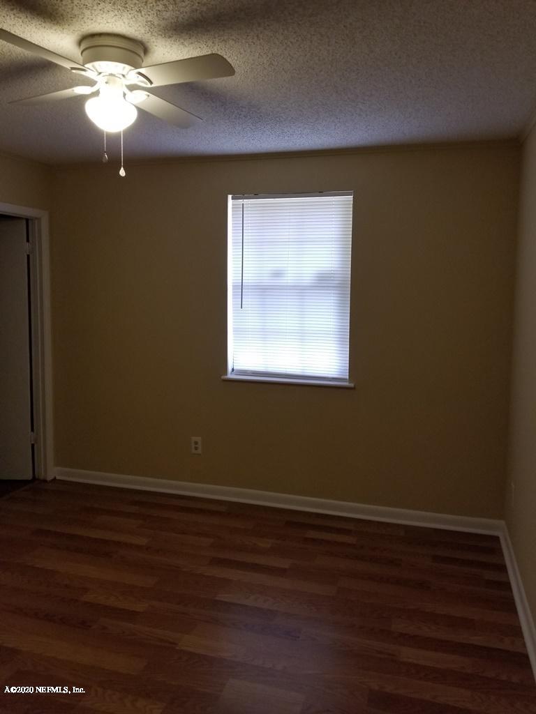 5449 Foxboro Road, Unit 7 Jacksonville, FL 32208 - Photo 25 of 37 20200322_115538