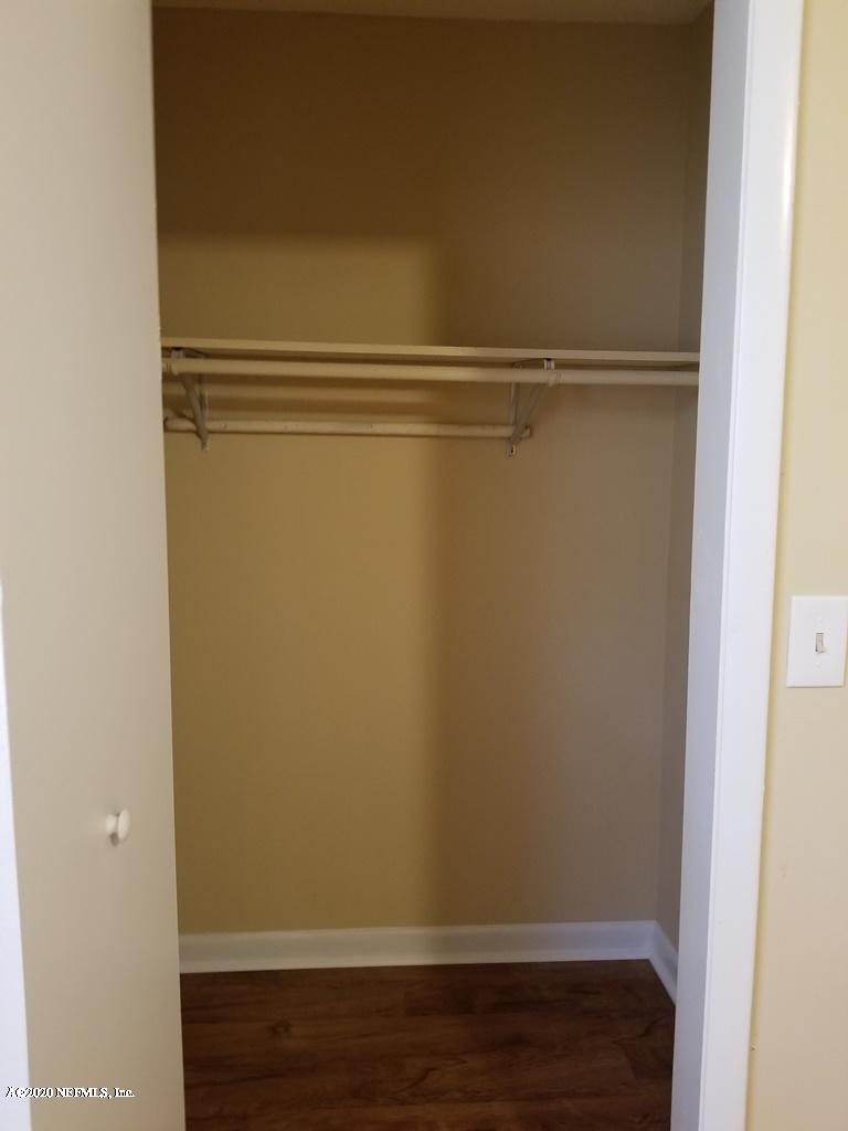 5449 Foxboro Road, Unit 7 Jacksonville, FL 32208 - Photo 27 of 37 20200322_115559