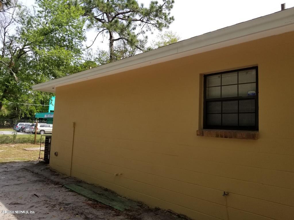 5449 Foxboro Road, Unit 7 Jacksonville, FL 32208 - Photo 30 of 37 20200322_115713