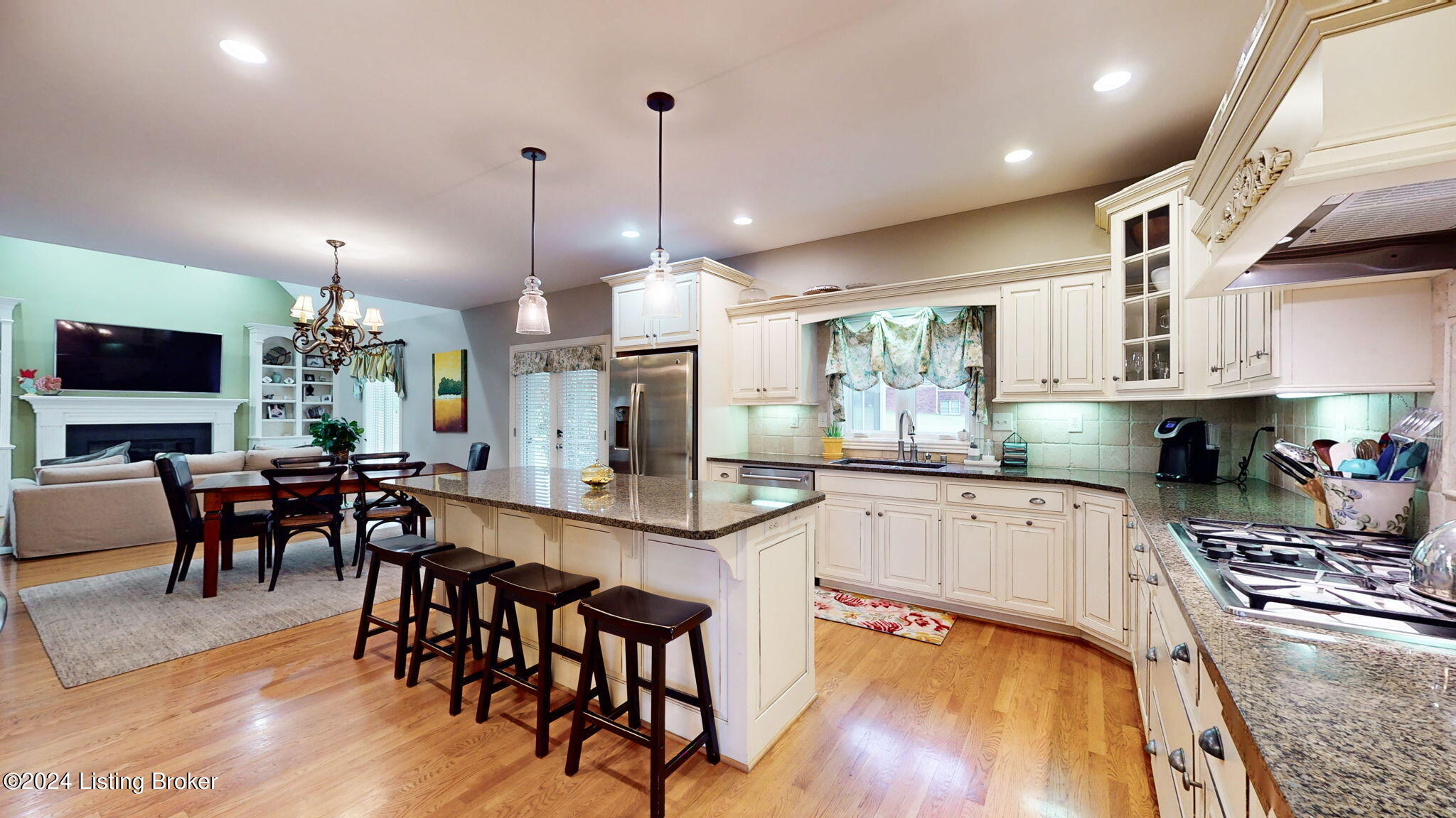 2902 Doe Ridge Court Prospect, KY 40059 - Photo 12 of 77 Kitchen