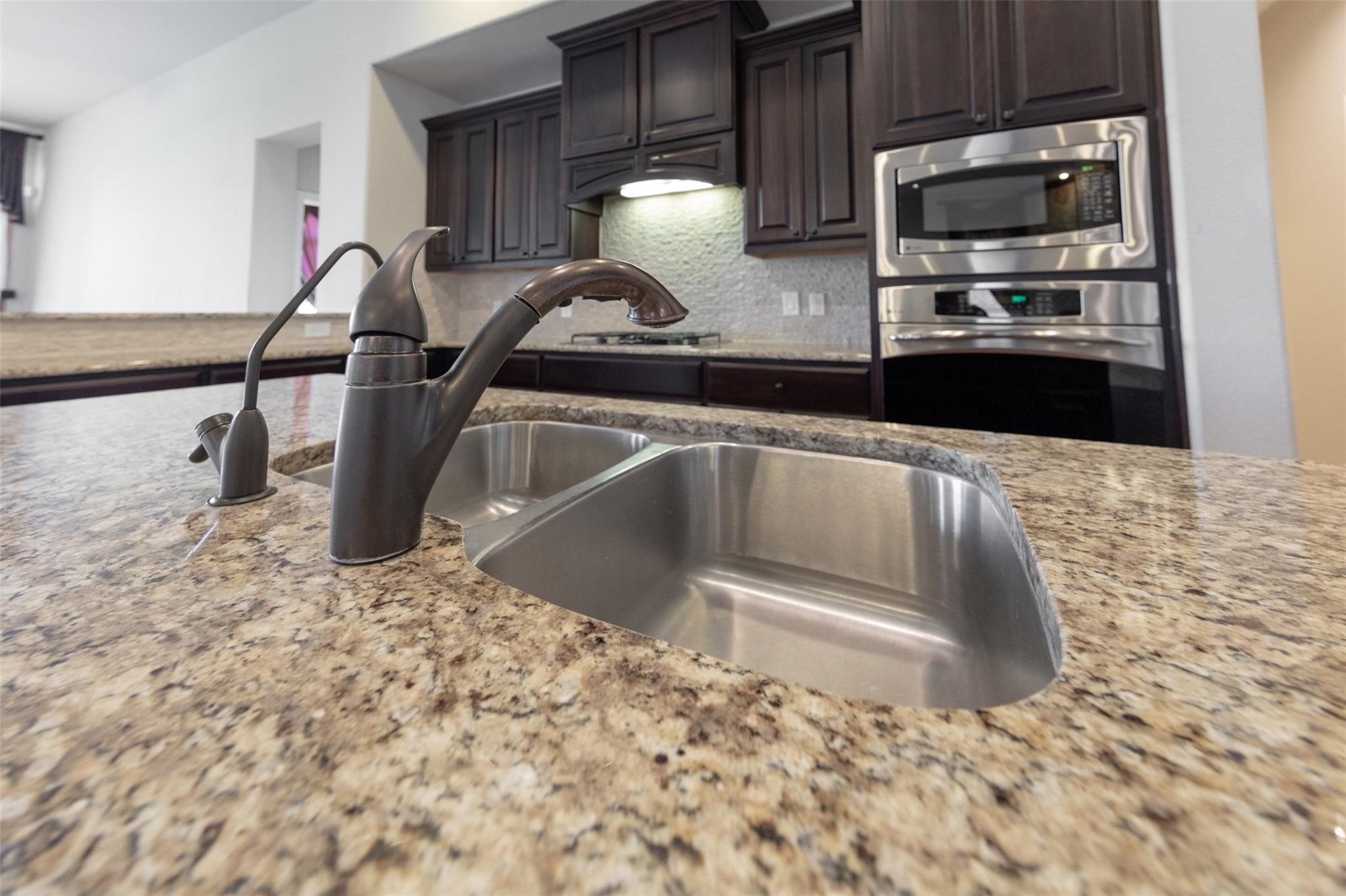 10406 Mossback Pine Road Katy, TX 77494 - Photo 15 of 42