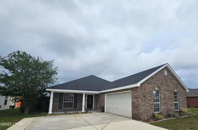 $2,100 | 2905 Cedars Crossing, Panama City, FL 32405