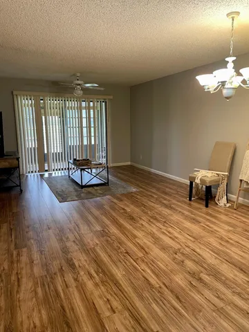 $1,750 | 1271 Southeast Parkview Place, Unit H4, Stuart, FL 34994