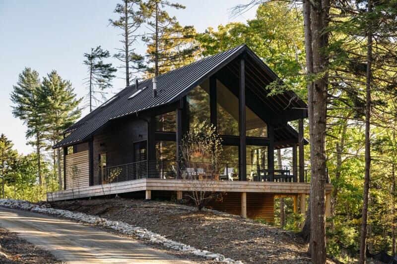 Images are of a completed Inio unit.