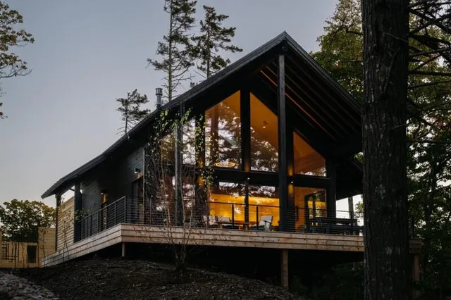 $1,350,000 | 440 Belfast Road, Unit INIO E2, Camden, ME 04843