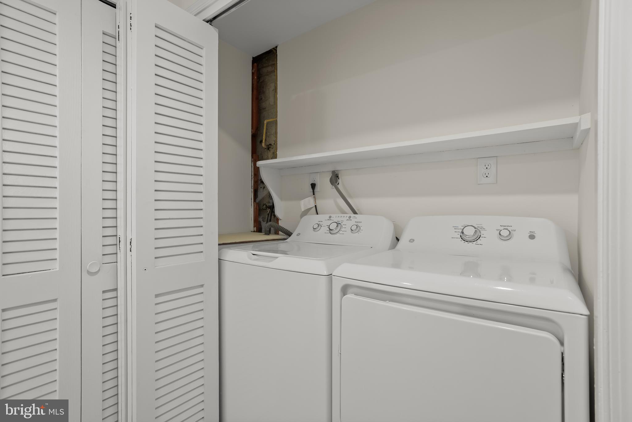 11510 Highview Avenue Silver Spring, MD 20902 - Photo 27 of 38 Laundry Room