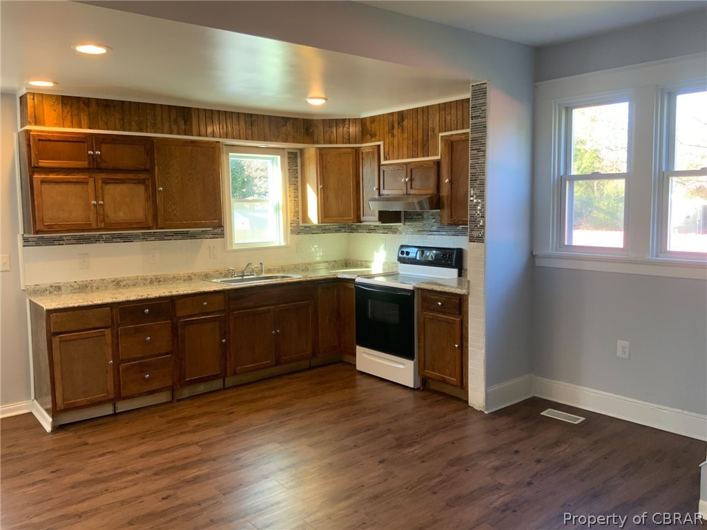 516 South Providence Road Chesterfield, VA 23236 - Photo 22 of 44 Kitchen