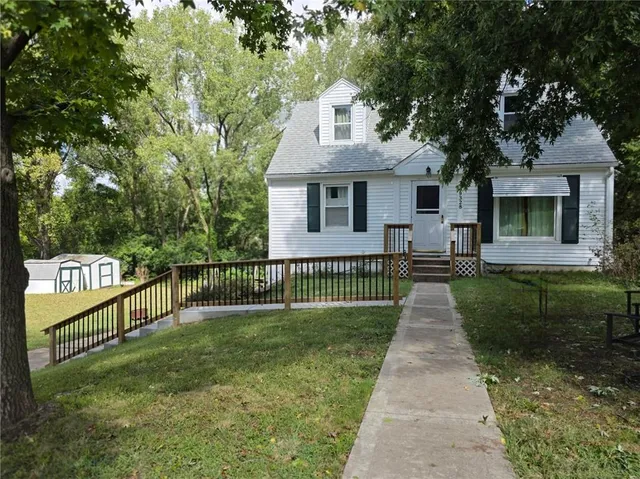 $320,000 | 9328 West 51st Street, Merriam, KS 66203