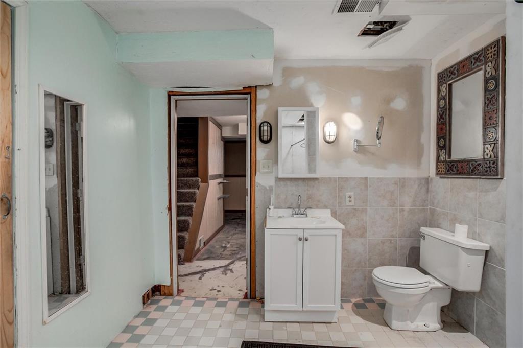 9328 West 51st Street Merriam, KS 66203 - Photo 24 of 36