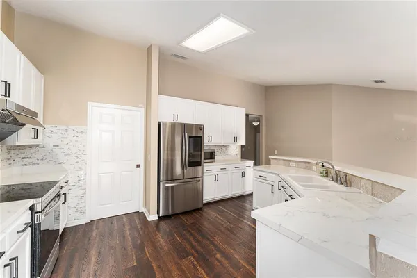 $459,000 | 8145 Southwest 51st Road, Gainesville, FL 32608