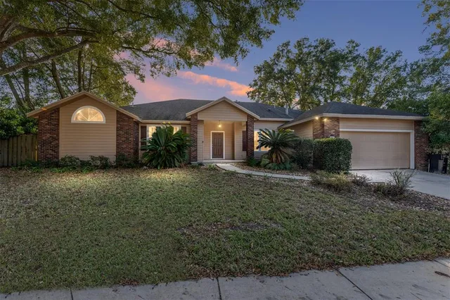 $475,000 | 8145 Southwest 51st Road, Gainesville, FL 32608