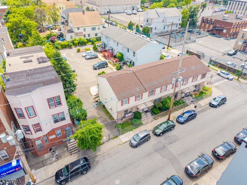 265 Rosa Parks Boulevard Paterson, NJ 07501 - Photo 26 of 31