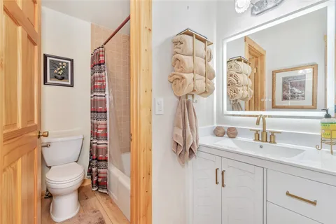 $576,000 | 4 Redwood Court, Unit 4, Steamboat Springs, CO 80487