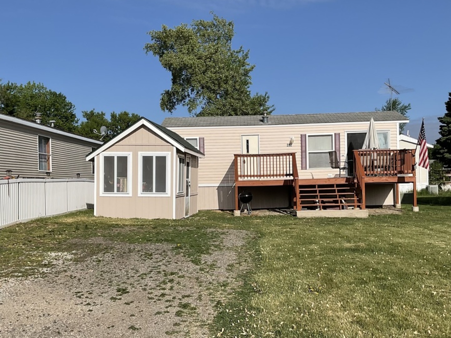 282 Misty Ridge Lakemoor, IL 60051 - Photo 1 of 14