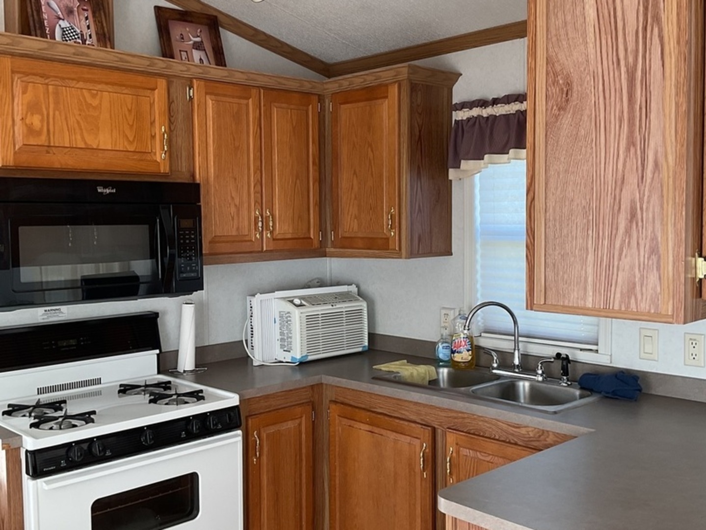 282 Misty Ridge Lakemoor, IL 60051 - Photo 5 of 14