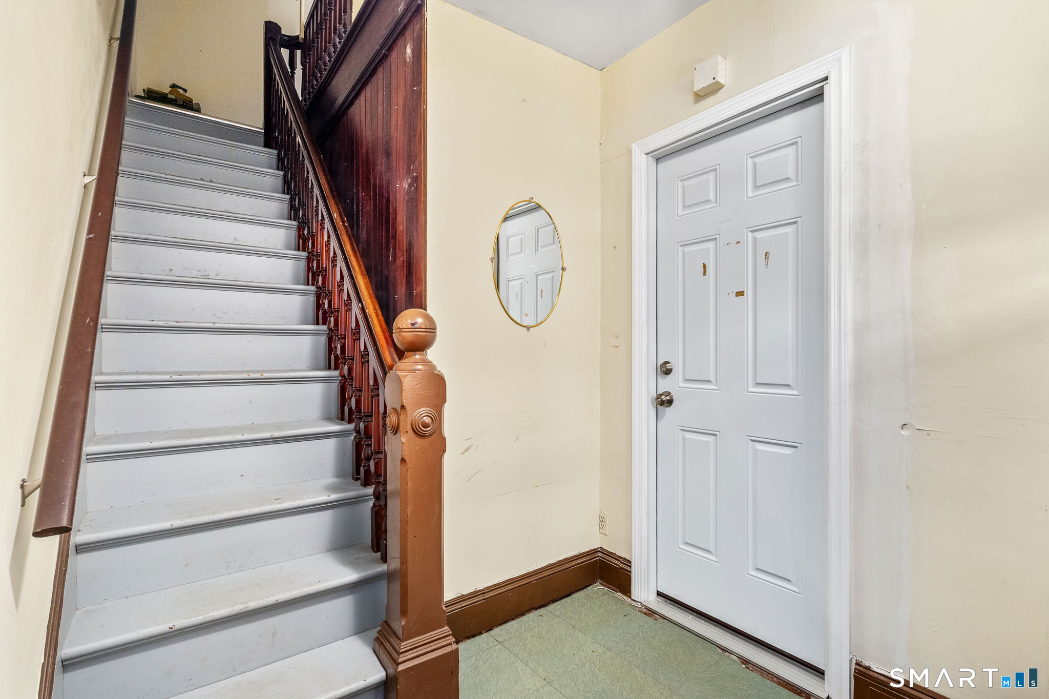 39 Goodwin Street, Unit 1 Bristol, CT 06010 - Photo 3 of 32